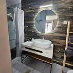 Διαμέρισμα Aqua Charme *