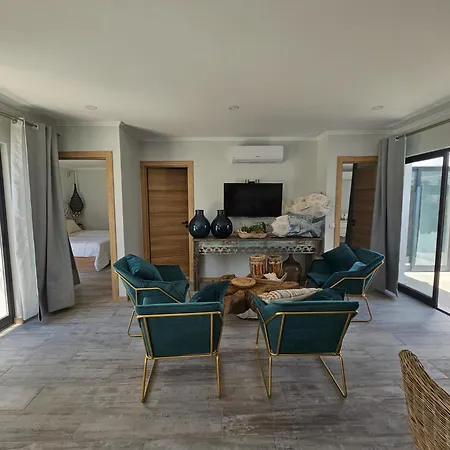 アパート Aqua Charme *