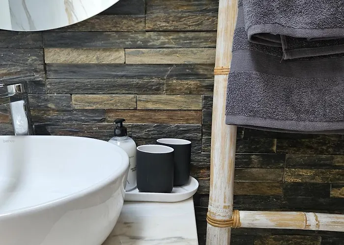 Aqua Charme 公寓 *